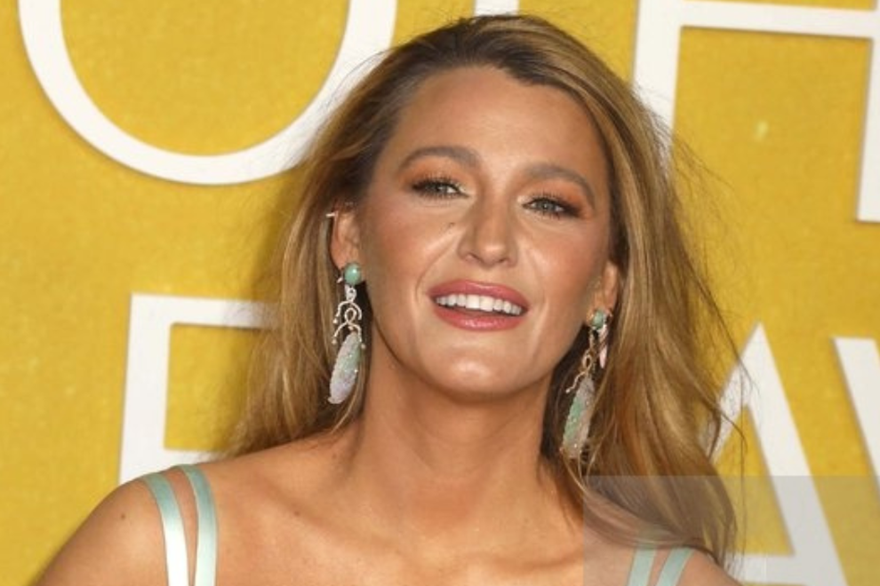 Vse oči uprte v Blake Lively: nosila obleko, ki jemlje dih (FOTO)